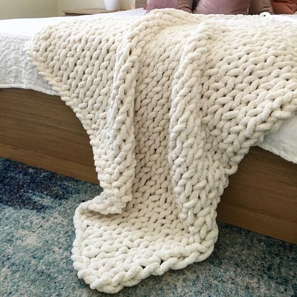 Other - Throw handmade